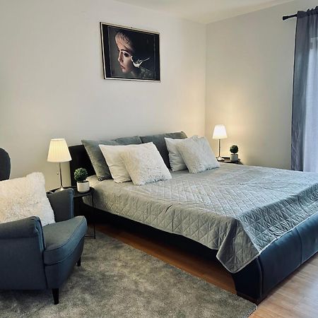 Villa Kiki Бол Экстерьер фото